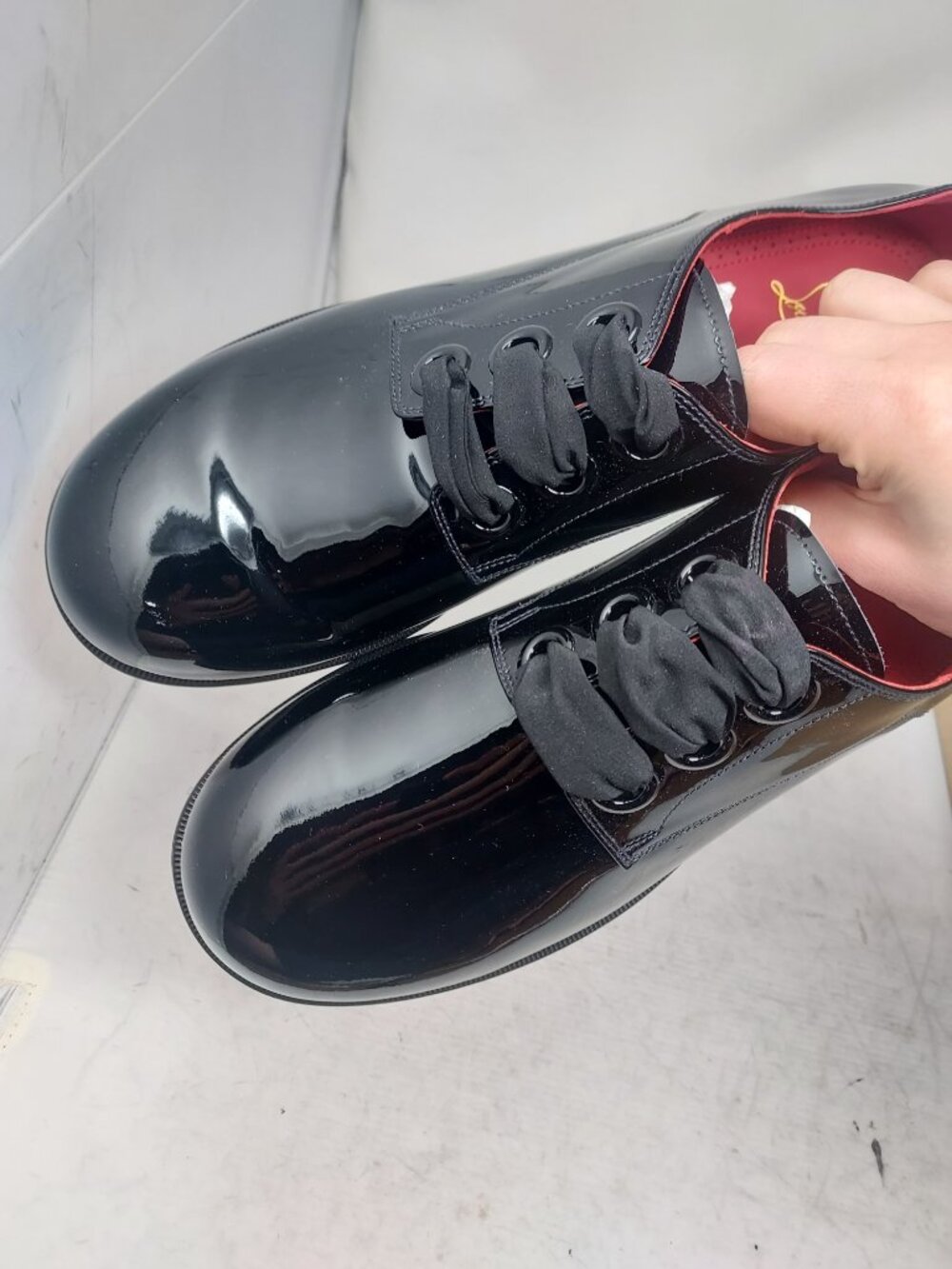 Chrisitian Louboutin MENS Derloon Black Patent Derbie Shoe - Picture 3 of 11